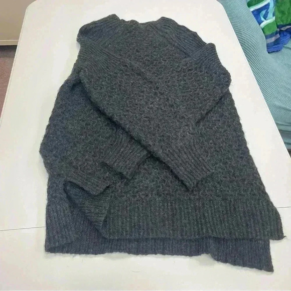 ANTHROPOLOGIE Bia Mock Neck Tunic Sweater Carbon Gray M Soft - Picture 9 of 9